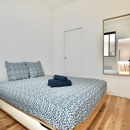 Amazing Flat In 11e With Ac