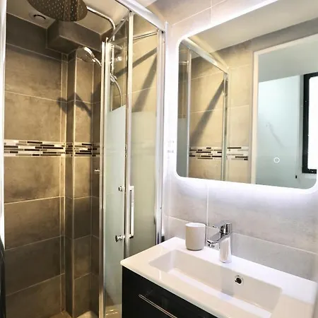 Amazing Flat In 11e With Ac Paris